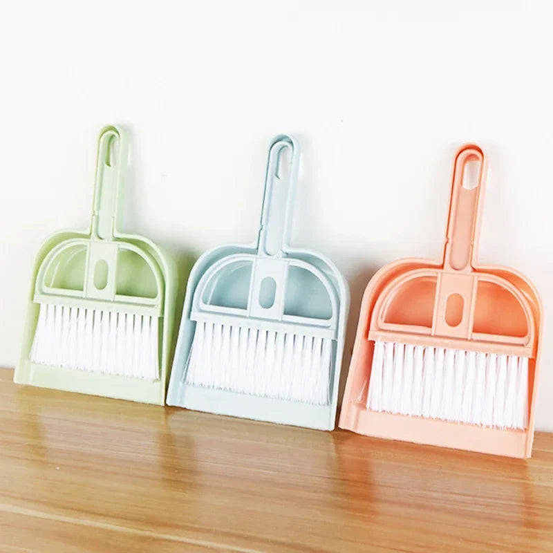 Hamster Dustpan Small Broom Set Pet Professional Cleaning Tools Rabbit Pooper Scooper Guinea Pig Cats Toilet Broom Accessories