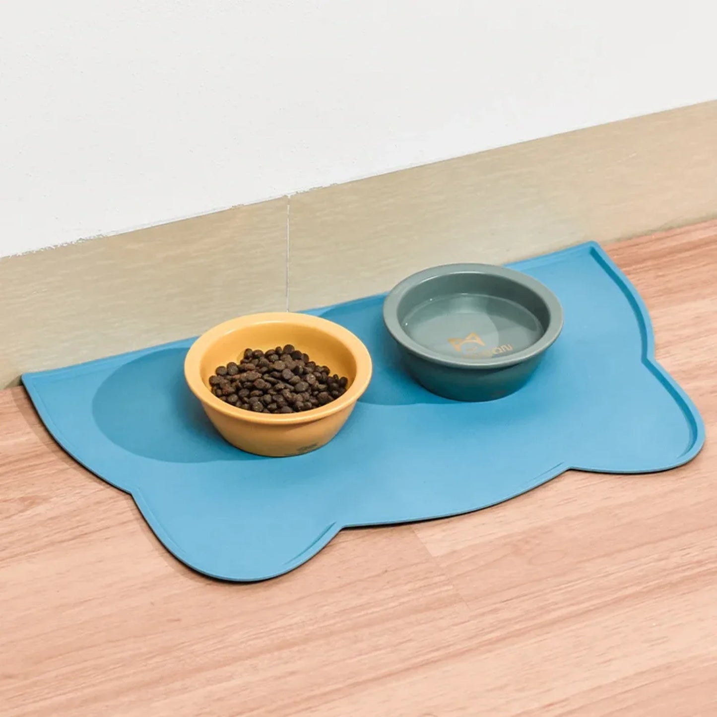 High-Quality Durable Waterproof Silicone Pet Feeding Tray Mat - Non-Slip Design for Dogs and Cats - Long-Lasting Sturdy Construc